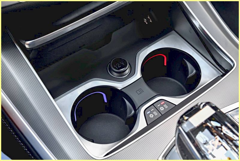 11 самых интересных новых функций нового BMW X5 () 11 самых интересных новых функций нового BMW X5