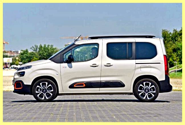 Citroen Berlingo (2022). Описание версии и прайс-лист