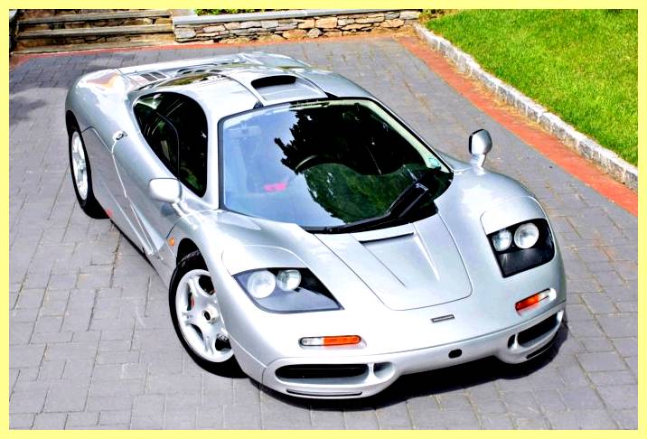 Элон Маск разбил McLaren F1!