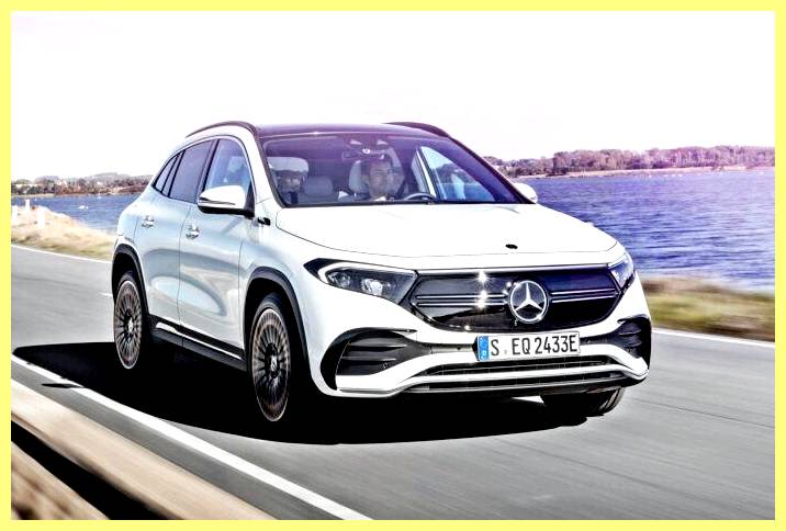 Новый Mercedes EQA - официальные фотографии и информация