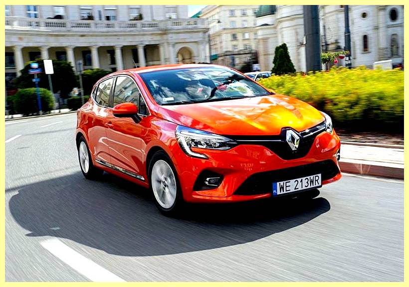 Renault Clio 1.0 TCe 100 Intens - ТЕСТ
