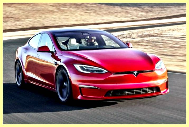 Tesla Model S (2023). Описание версии и прайс-лист